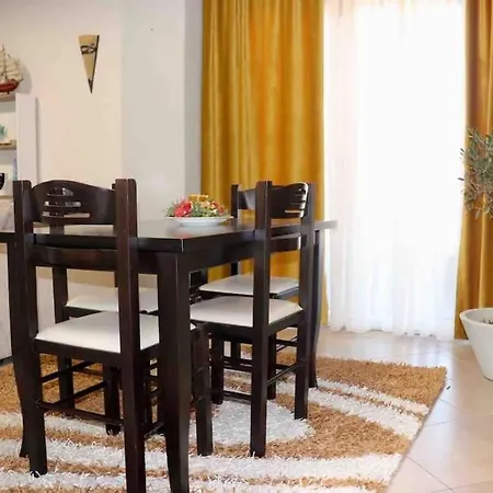 Olive Downtown Apartmán Tirana